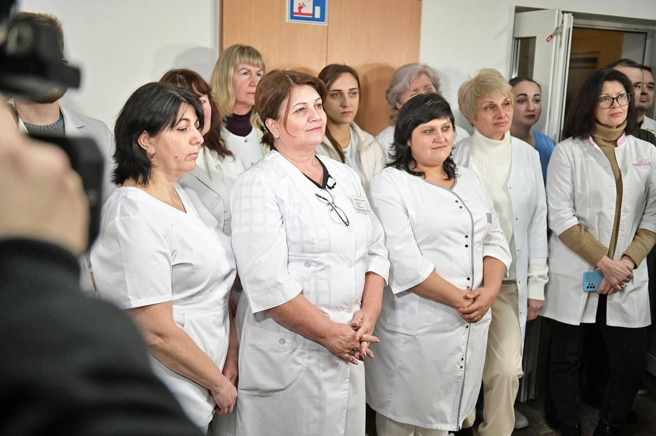 В Балаклее возобновила работу больница, которую разрушили россияне