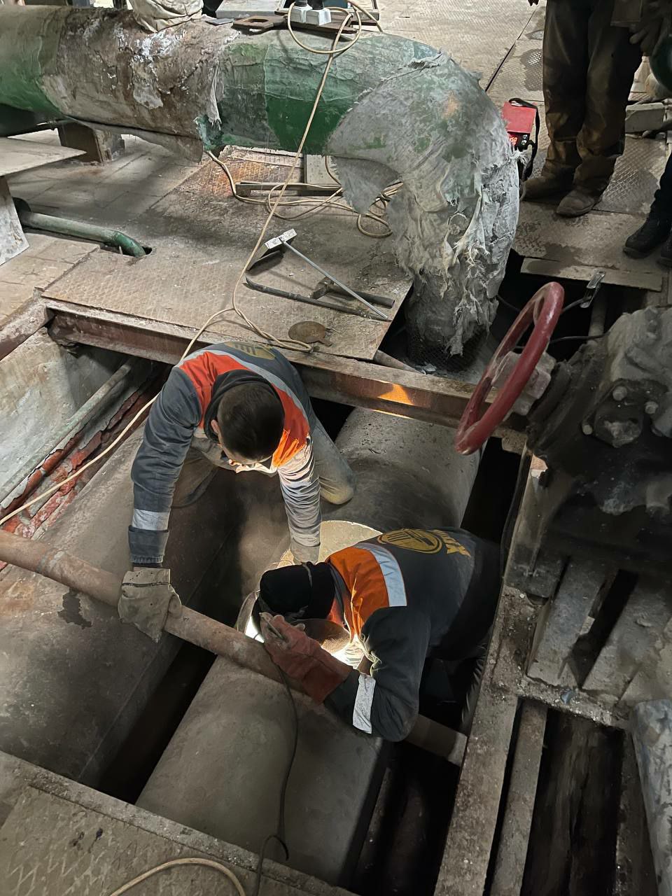 В Харькове в шестой раз запустили систему отопления после последнего обстрела инфраструктуры.