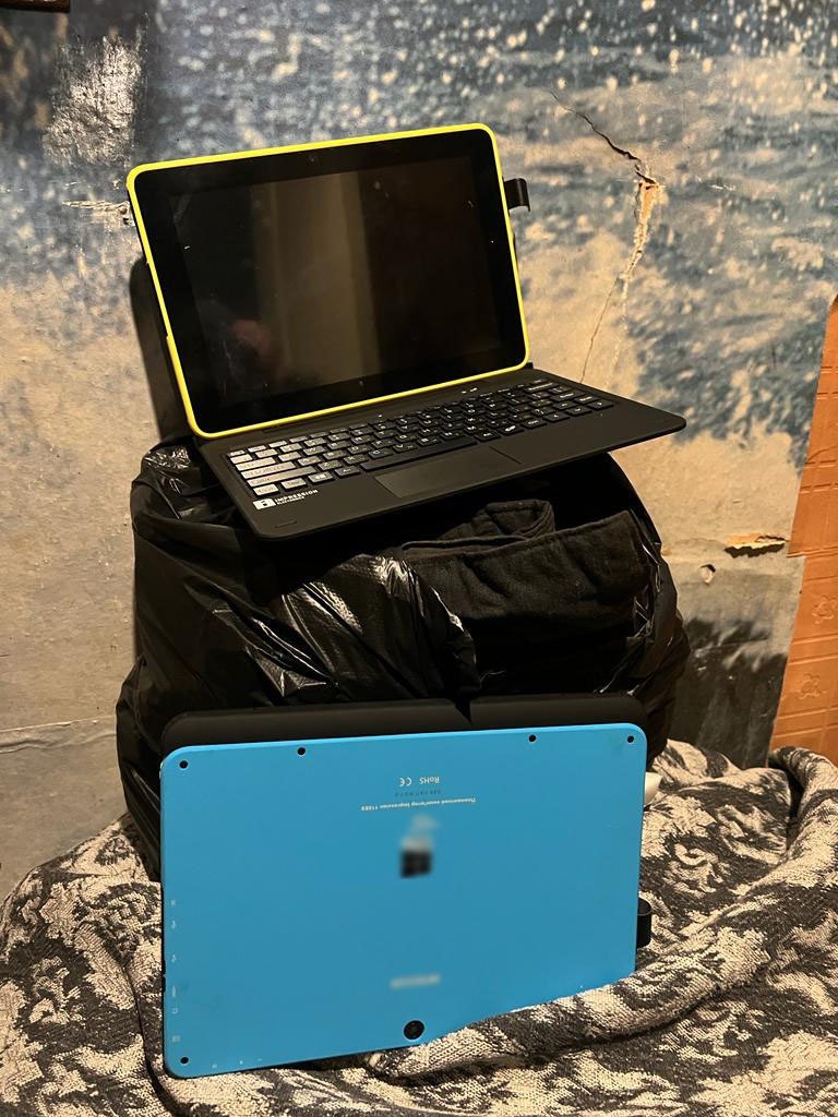 На Харківщині затримали чоловіка, який разом з росіянами обкрадав односельців.