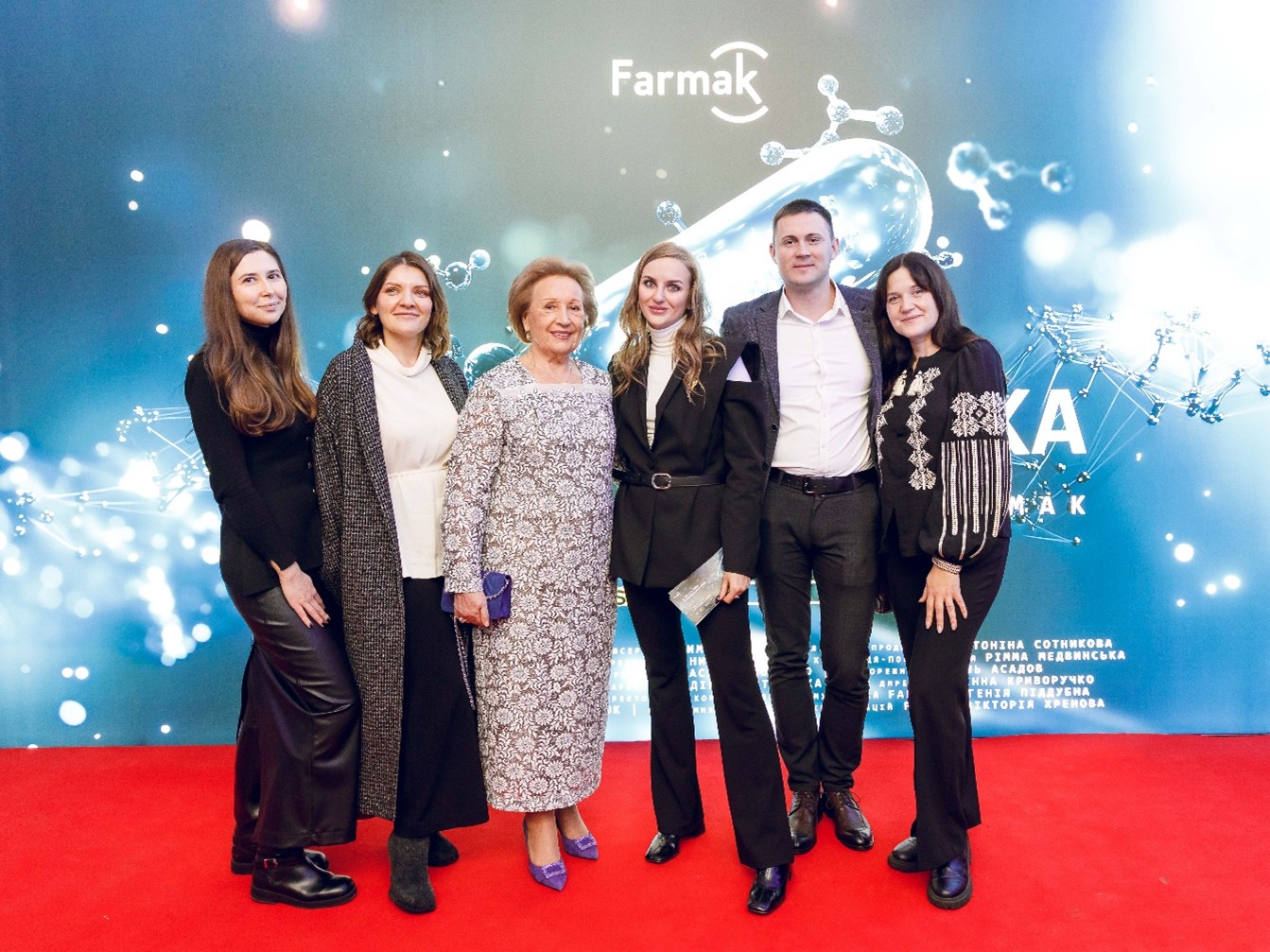 Farmak представит фильм "Устойчивое соединение" к своему 100-летию