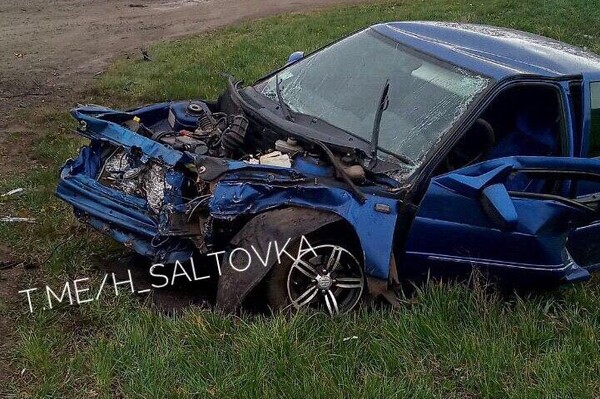 Двое погибших: на въезде в Харьков ВАЗ не пропустил Audi фото 6