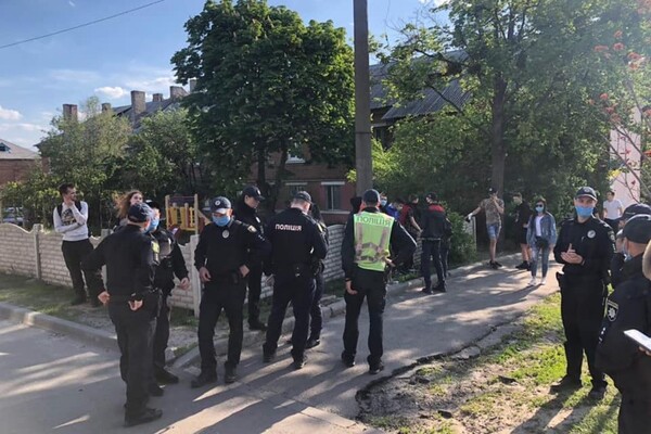 Ради развлечения: в Харькове поймали банду подростков, избивавших прохожих фото 5