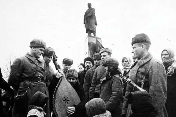 Альбом "Харьков 1941-1943"