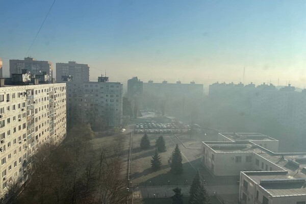 Смог в Харькове утром 18 ноября. || Фото: ХХ