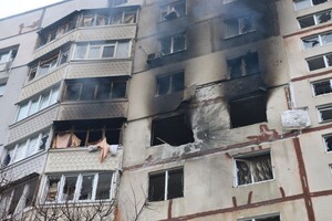 После вражеских обстрелов пожары вспыхнули в 10 квартирах на Северной Салтовке (фото) фото 15
