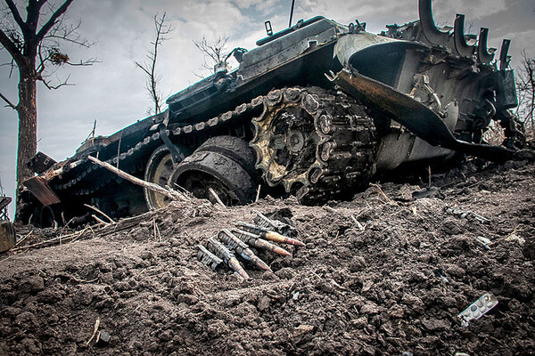 Под Харьковом российская армия использовала фосфорные и вакуумные боеприпасы фото 11