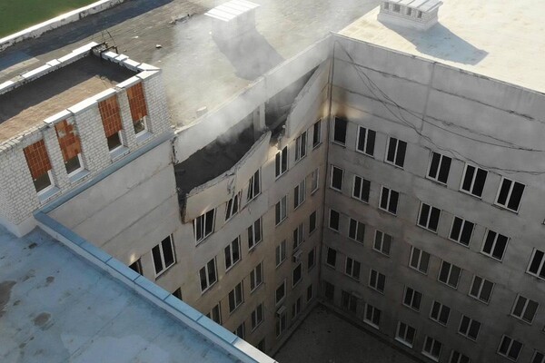 Росіяни обстріляли лікарню та багатоповерхівки у Харкові. || Фото: t.me/dsns_telegram