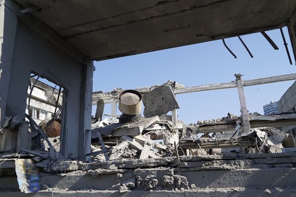 Россияне разрушили ракетой педагогический университет в Харькове (фото) фото 5