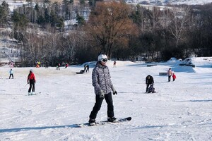 Прокат лыж, сноуборда и тюбингов в Харьковской Швейцарии: фото 1 Харьковская Швейцария